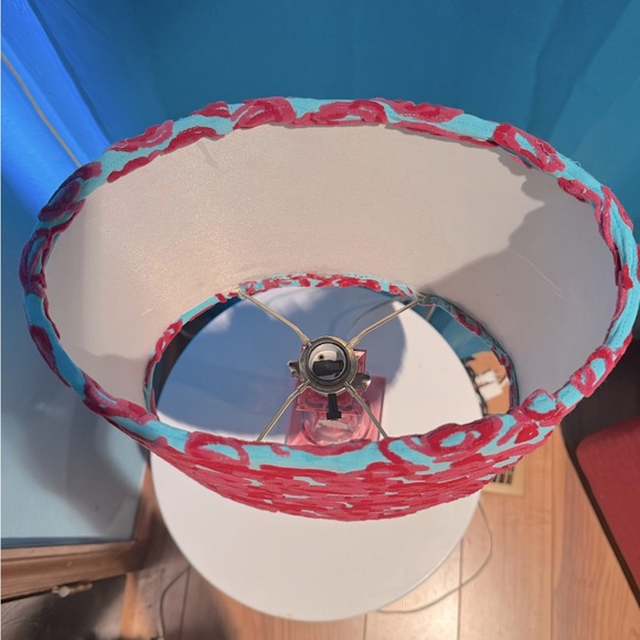 Pink Lucite Acrylic Lamp with Custom Lamp Shade 3D Raised Art Design Blue Pink - Picture 2 of 6